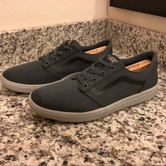 mens vans ultracush